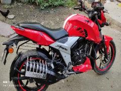 TVS Apache RTR 160 4V